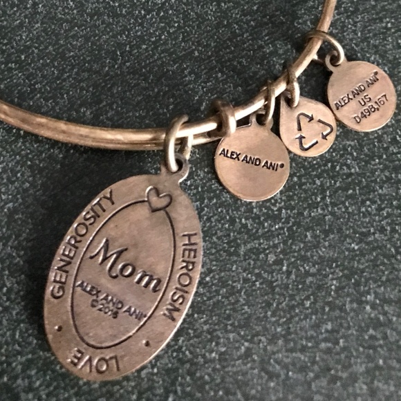 Alex and Ani Expandable Wire Bracelet Mom Charm - Picture 9 of 15